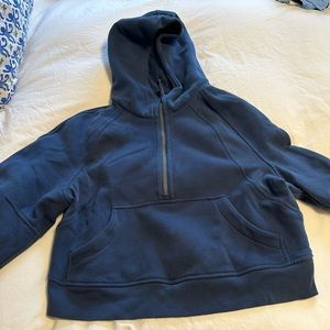 Scuba oversized half-zip hoodie color navy! Never been worn! Xs/small
